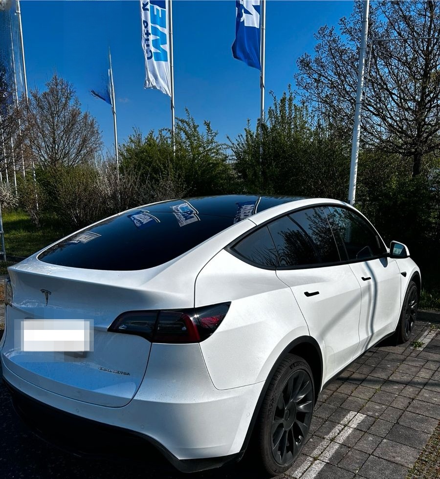Tesla Model Y Long Range AWD 20 Zoll foto 6