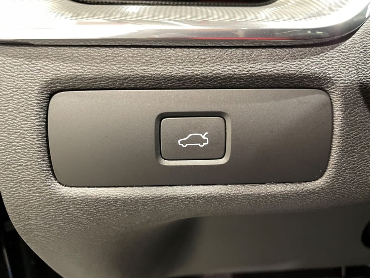 Volvo XC60 B4 Core Leder LED Navi Klima PDC foto 18