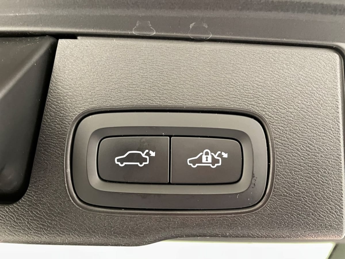 Volvo XC60 B4 Core Leder LED Navi Klima PDC foto 9