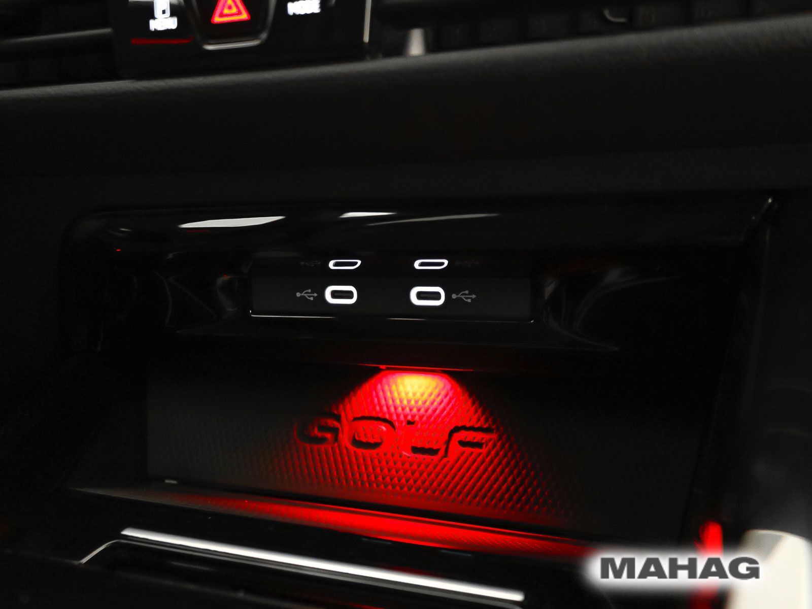Volkswagen Golf VIII GTI Clubsport 2.0 TSI LED+ Navi ParkPi foto 25