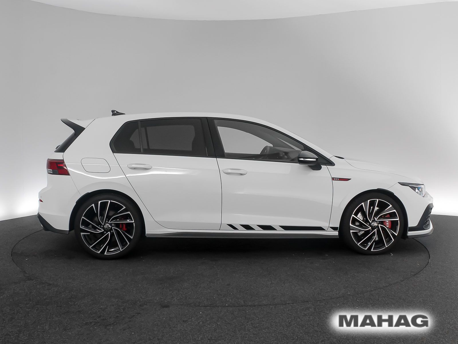 Volkswagen Golf VIII GTI Clubsport 2.0 TSI LED+ Navi ParkPi foto 6
