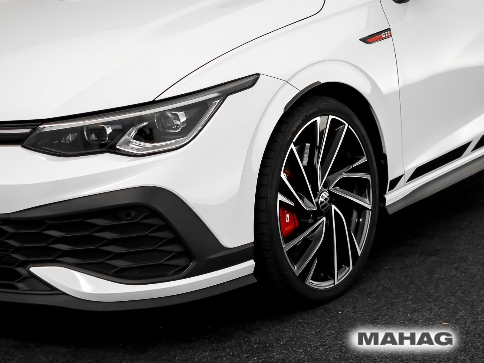 Volkswagen Golf VIII GTI Clubsport 2.0 TSI LED+ Navi ParkPi foto 9