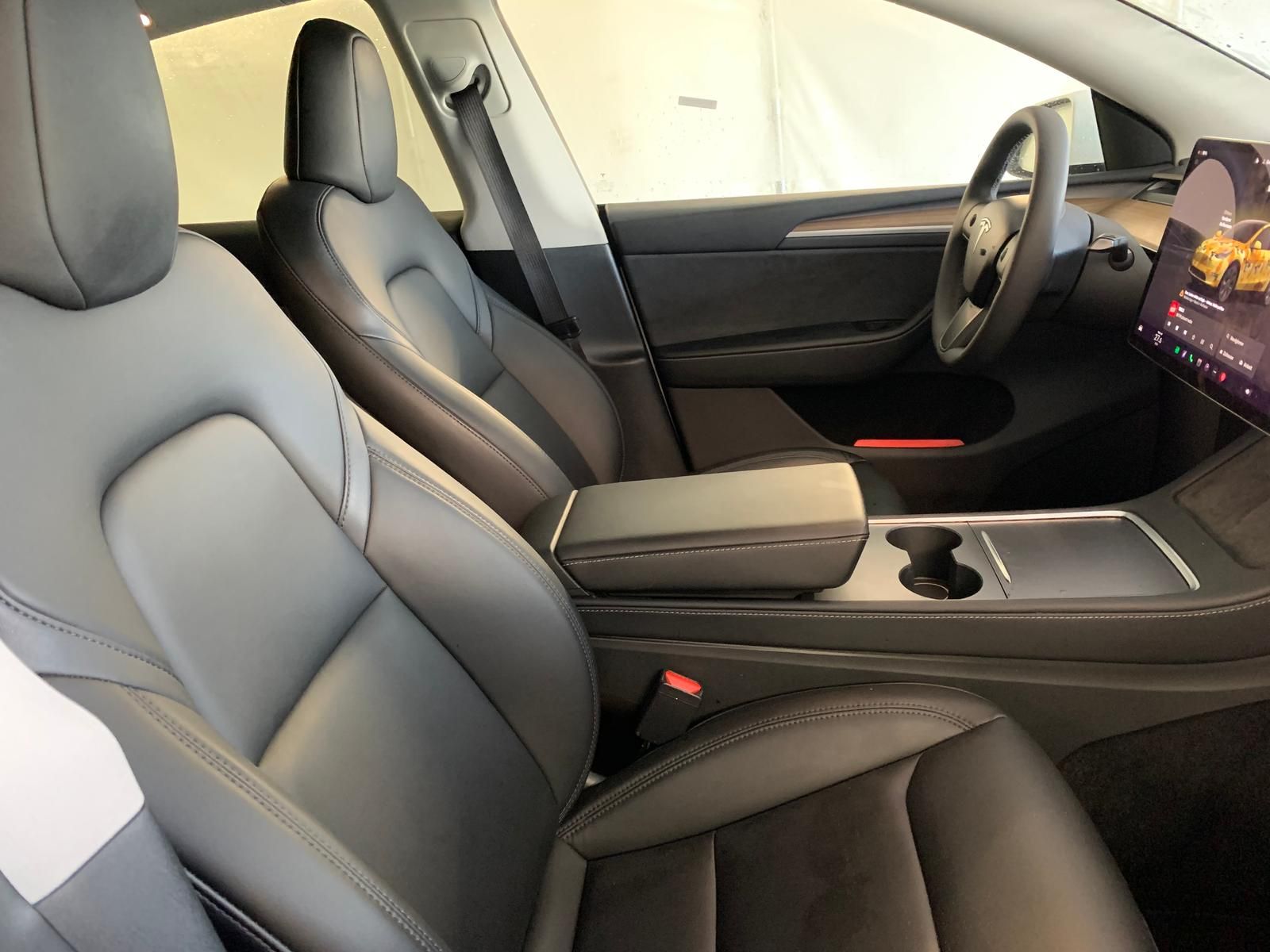 Tesla Model Y Long Range Dual AWD Autopilot 3 foto 3
