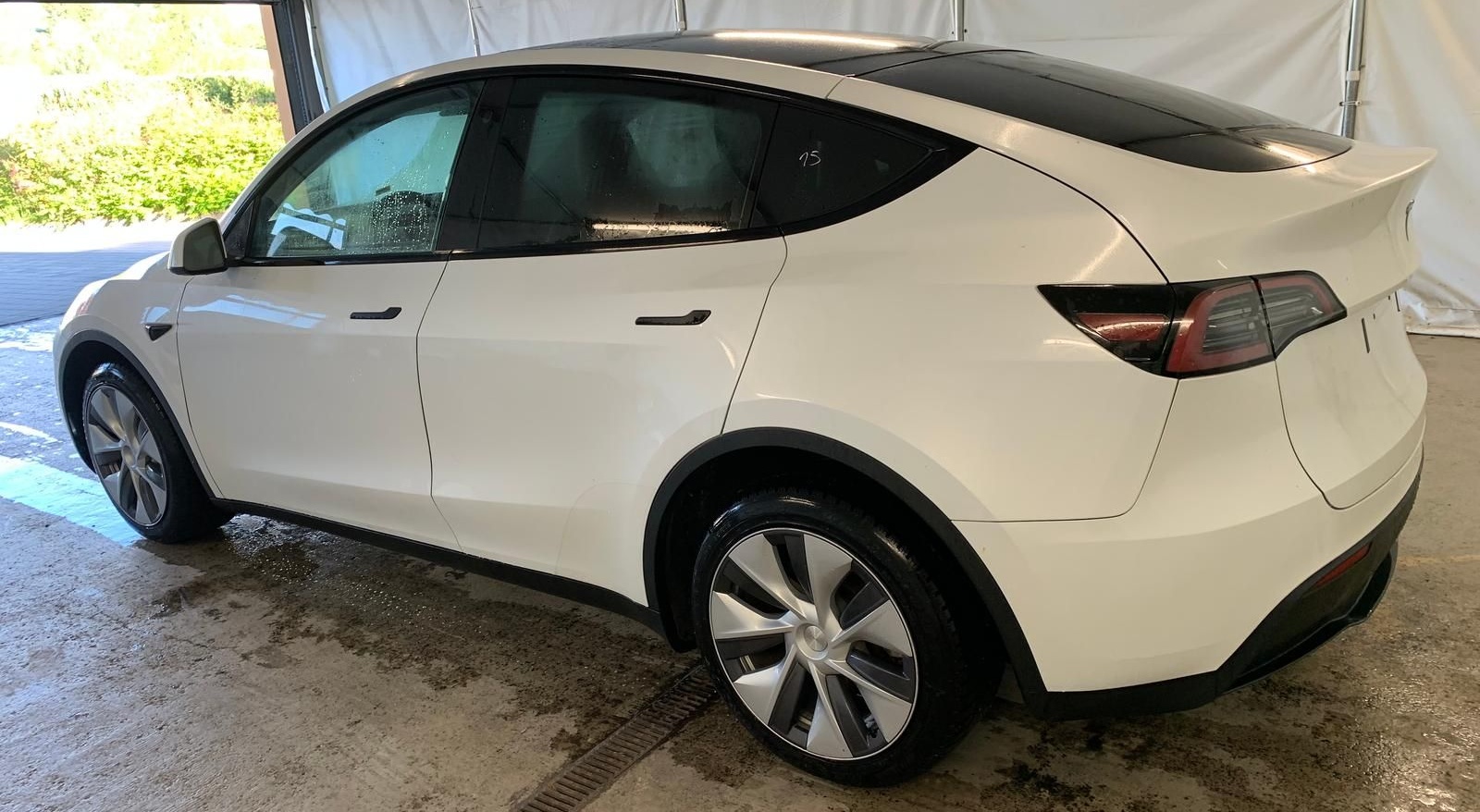 Tesla Model Y Long Range Dual AWD Autopilot 3 foto 8