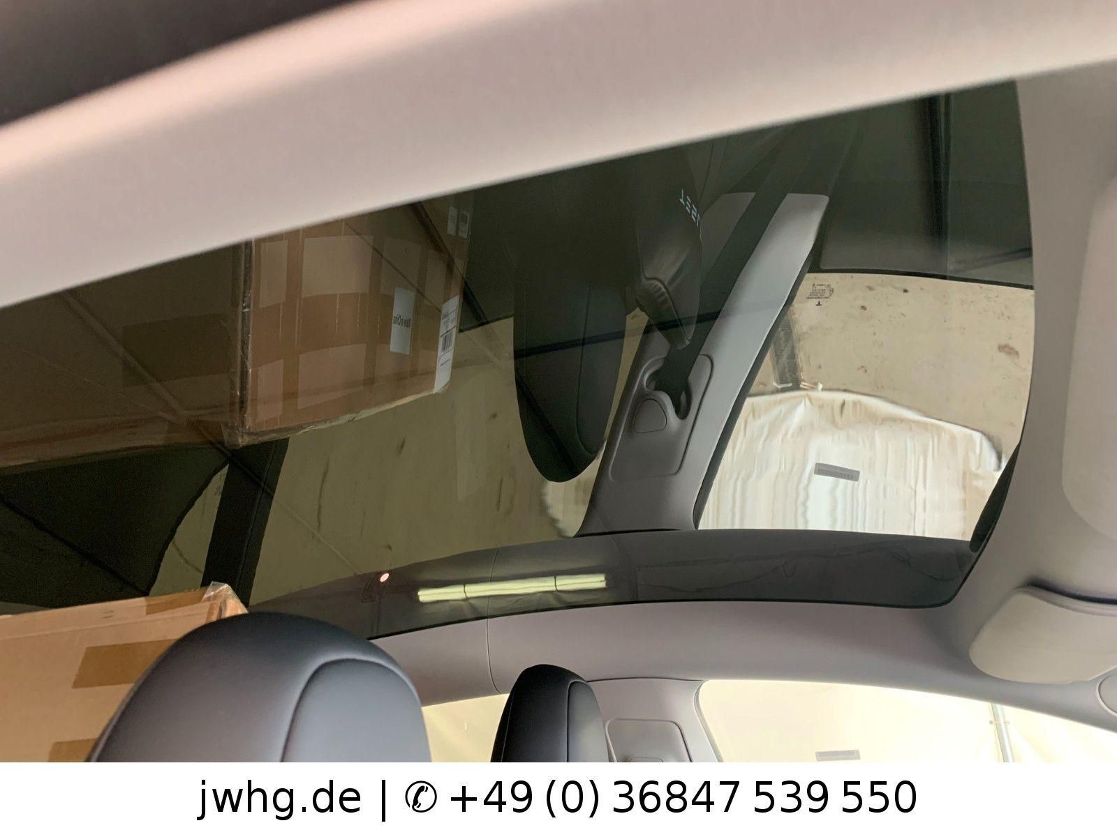 Tesla Model Y RWD|Autopilot3Pano|Wärmepumpe|4xSiHz foto 4
