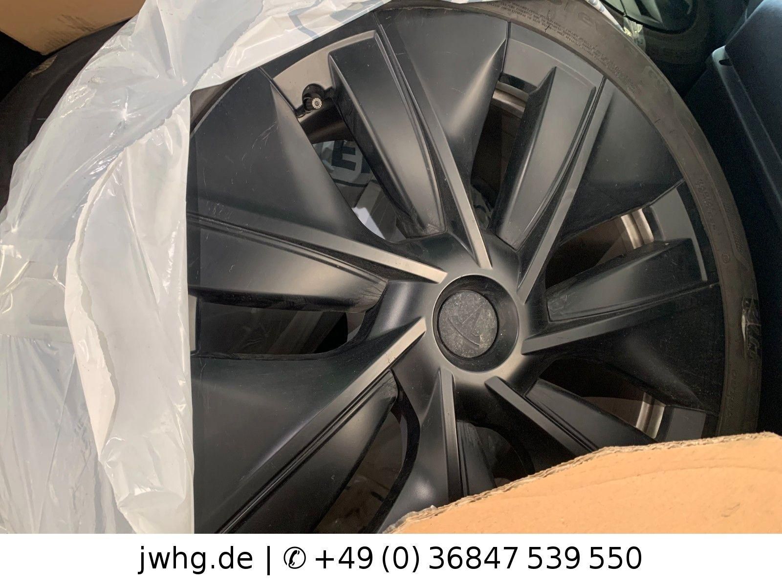 Tesla Model Y RWD|Autopilot3Pano|Wärmepumpe|4xSiHz foto 6