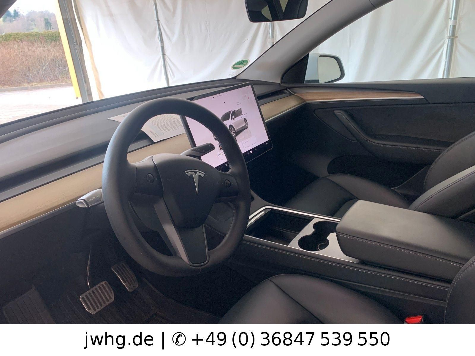 Tesla Model Y RWD|Autopilot3Pano|Wärmepumpe|4xSiHz foto 9