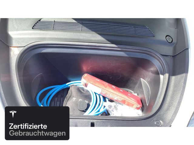 Tesla Model Y Rear-Wheel Drive foto 8