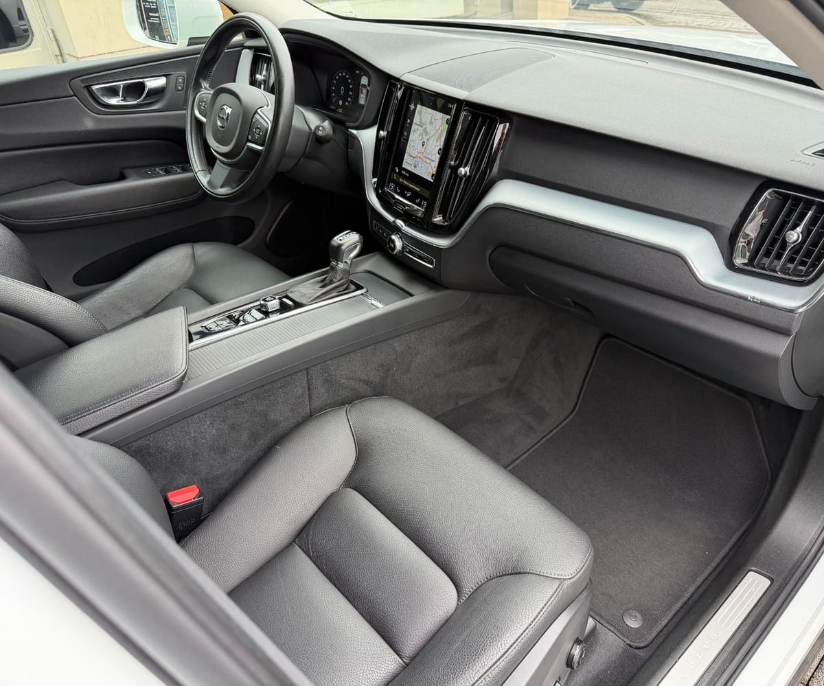 Volvo XC 60 AWD LEDER NAVI KAMERA AUS ERSTER HAND foto 11