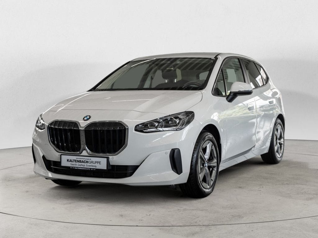 BMW 223d Active Tourer xDrive AHK LED NAVI KAMERA foto 2