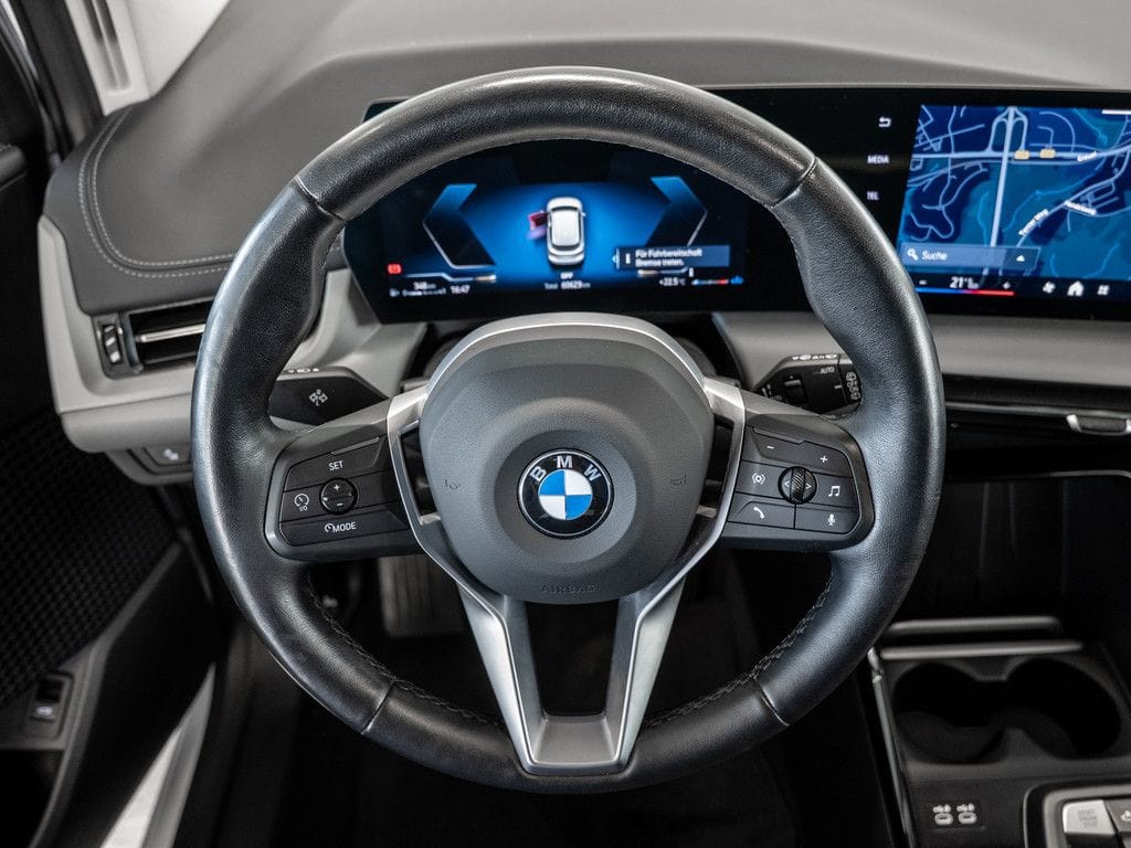 BMW 223d Active Tourer xDrive AHK LED NAVI KAMERA foto 11