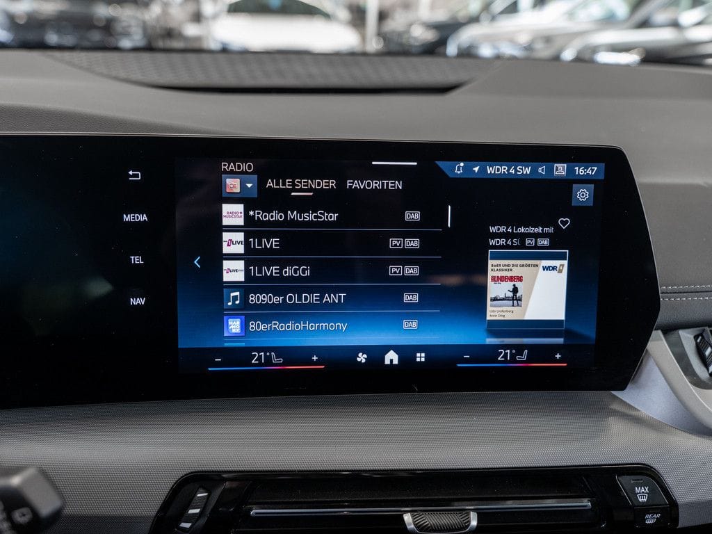BMW 223d Active Tourer xDrive AHK LED NAVI KAMERA foto 15
