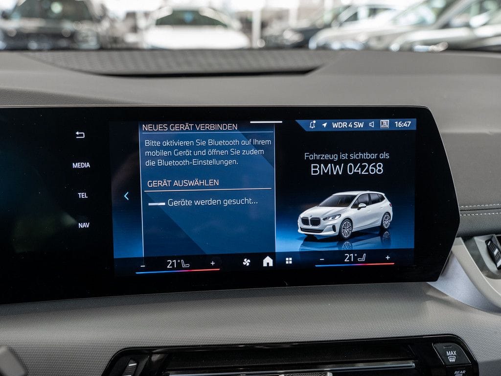 BMW 223d Active Tourer xDrive AHK LED NAVI KAMERA foto 16