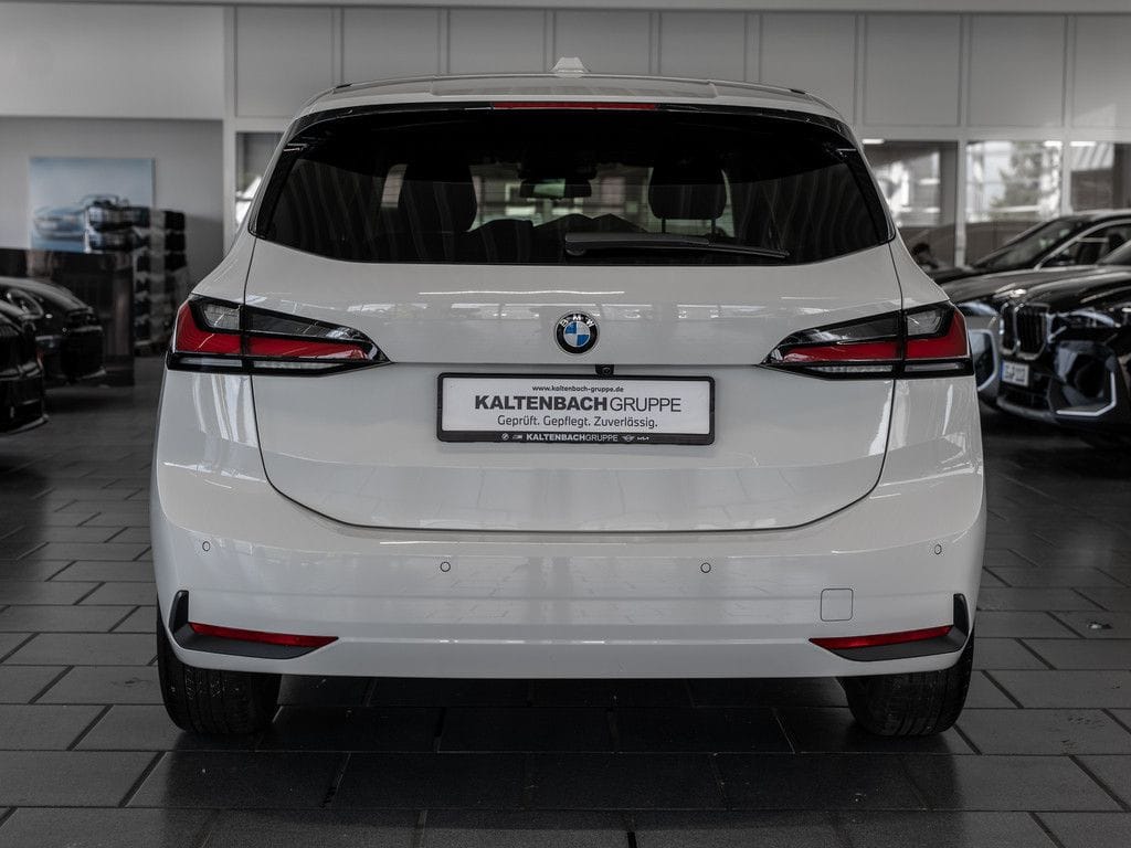 BMW 223d Active Tourer xDrive AHK LED NAVI KAMERA foto 7