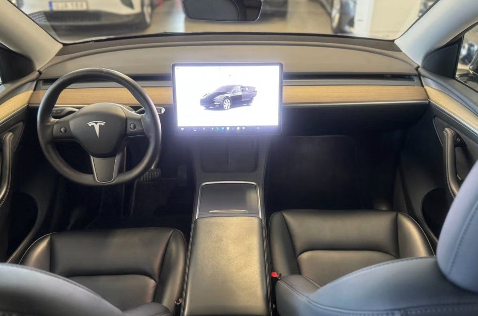 Tesla Model Y RWD foto 8