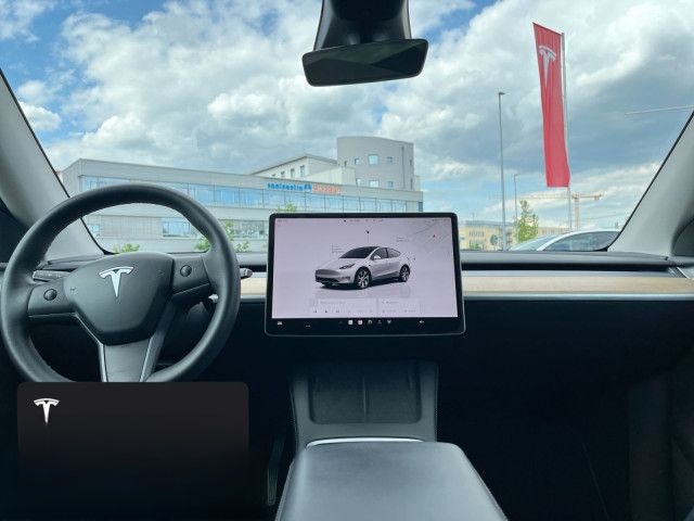 Tesla Model Y Long Range AWD foto 14