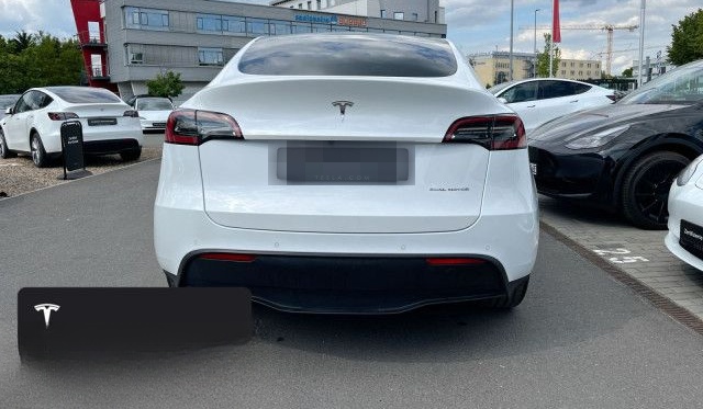 Tesla Model Y Long Range AWD foto 6