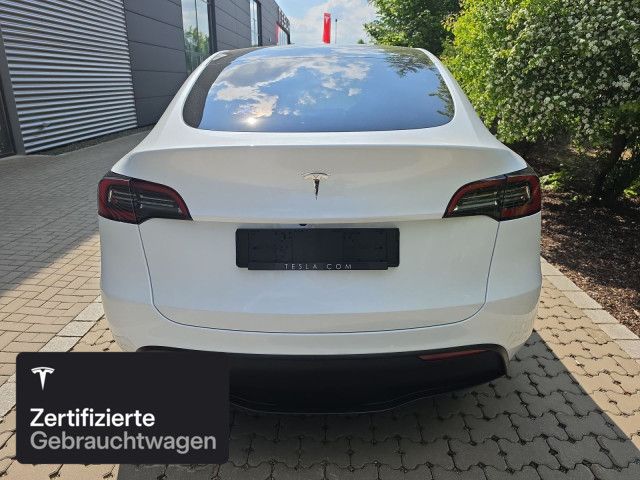 Tesla Model Y Rear-Wheel Drive foto 6