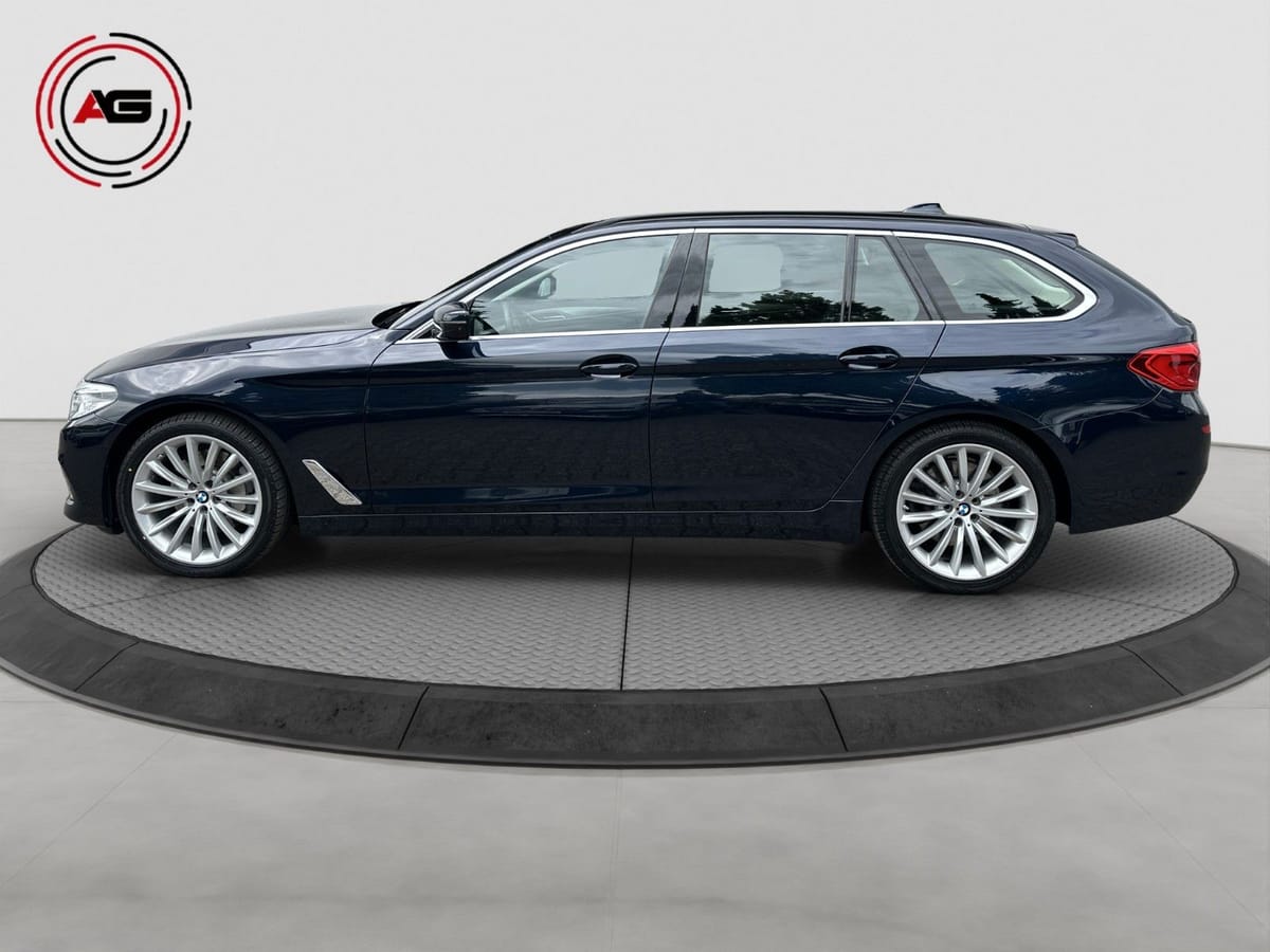 BMW 530dT Luxury xDrive AD.LED HIFI HUD AHK KAMERA foto 8