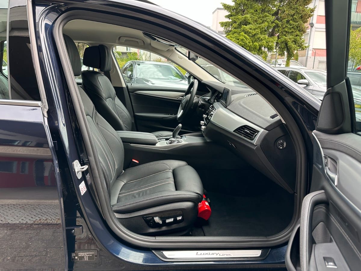 BMW 530dT Luxury xDrive AD.LED HIFI HUD AHK KAMERA foto 9