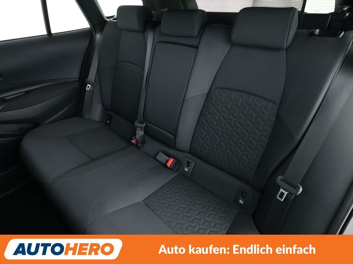 Toyota Corolla 2.0 Hybrid Club Aut.*NAVI*LED*ACC*CAM*SH foto 14