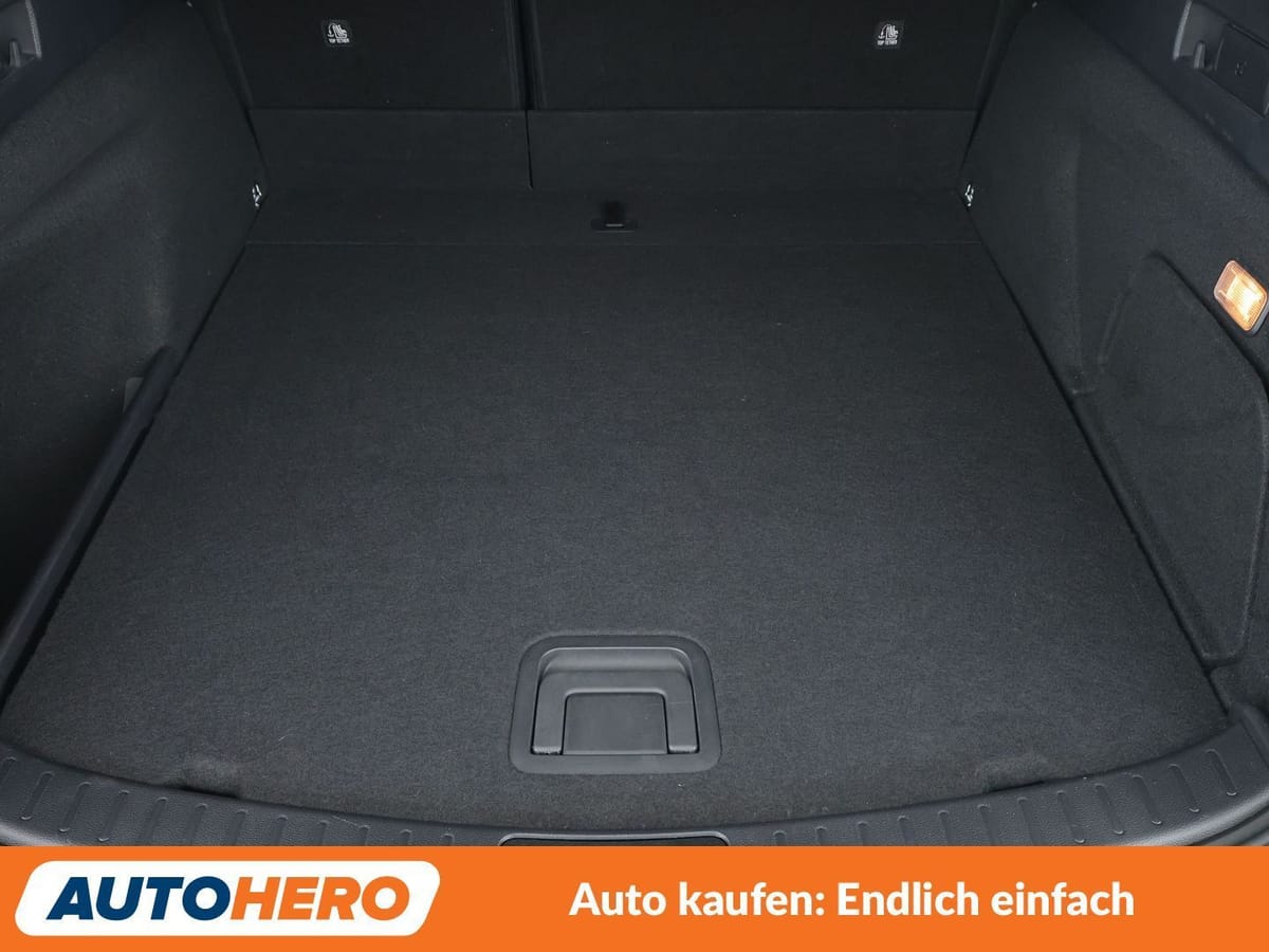 Toyota Corolla 2.0 Hybrid Club Aut.*NAVI*LED*ACC*CAM*SH foto 18