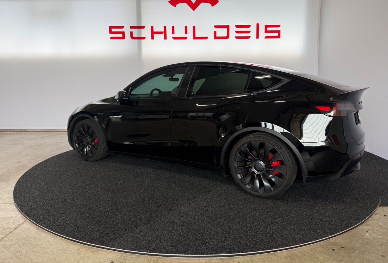 Tesla Model Y Performance Long-Range  FSD AMD Ryzen foto 8