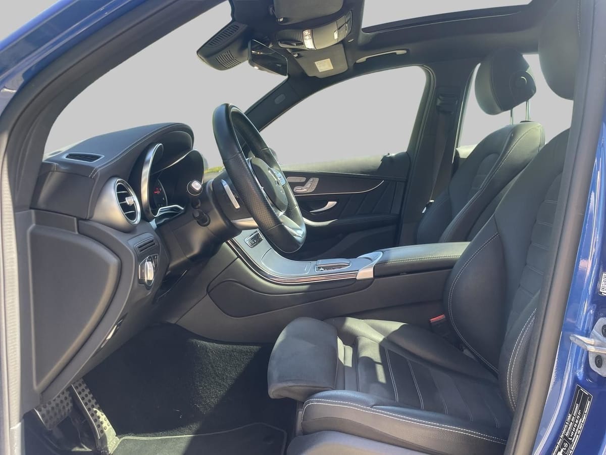 Mercedes-Benz GLC 300 d AMG 4Matic Sportpaket AHK-klappbar AH foto 9