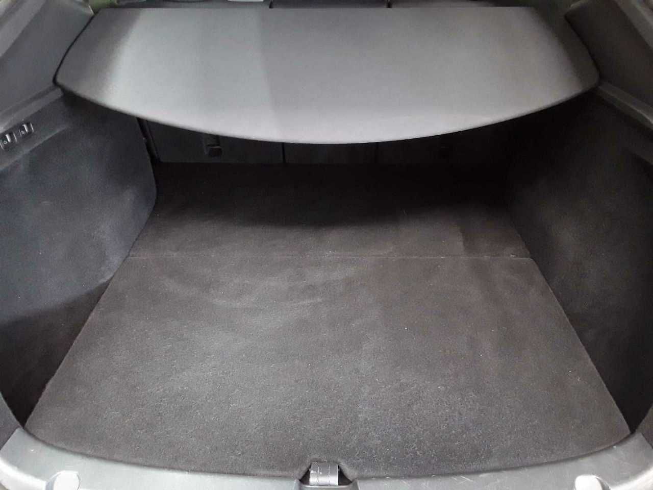 Tesla Model Y Long Range Dual Motor AWD foto 10