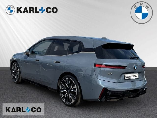 BMW iX xDrive 45 M-Sport IconicGlow DrivingAss RFK foto 3