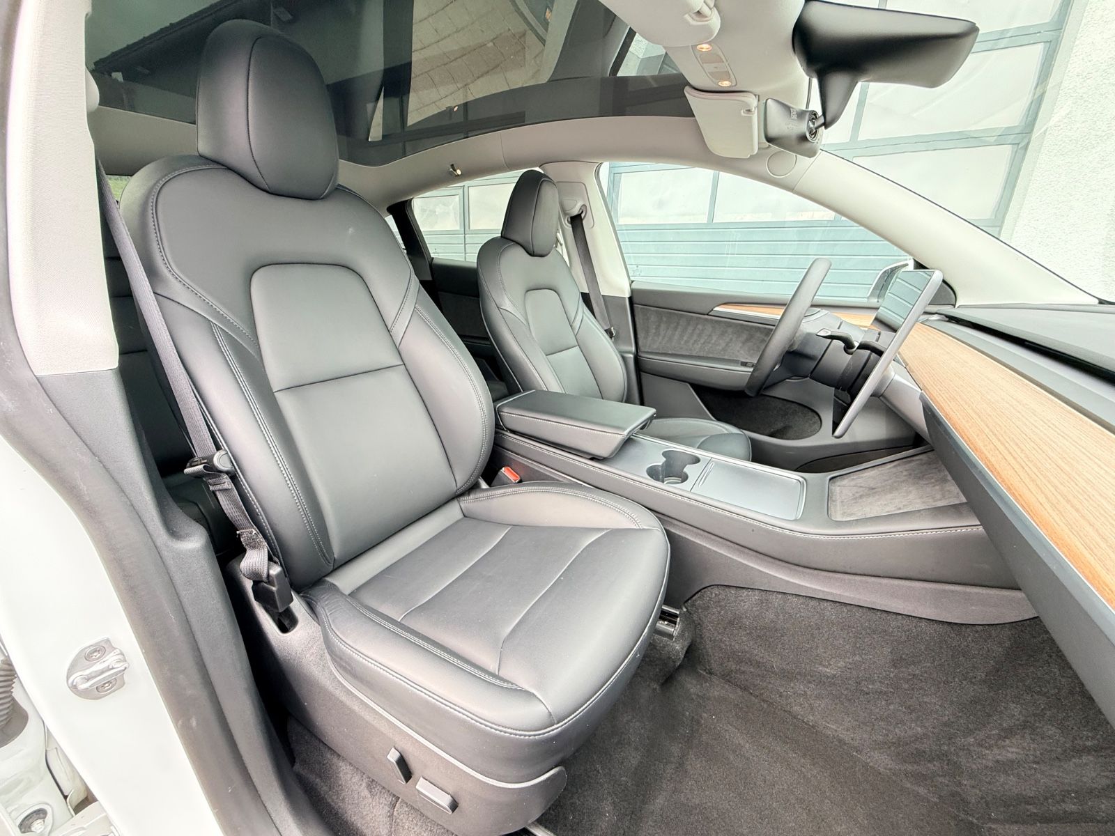 Tesla Model Y Performance | *AHK* | *1.Hand* | RYZEN foto 15