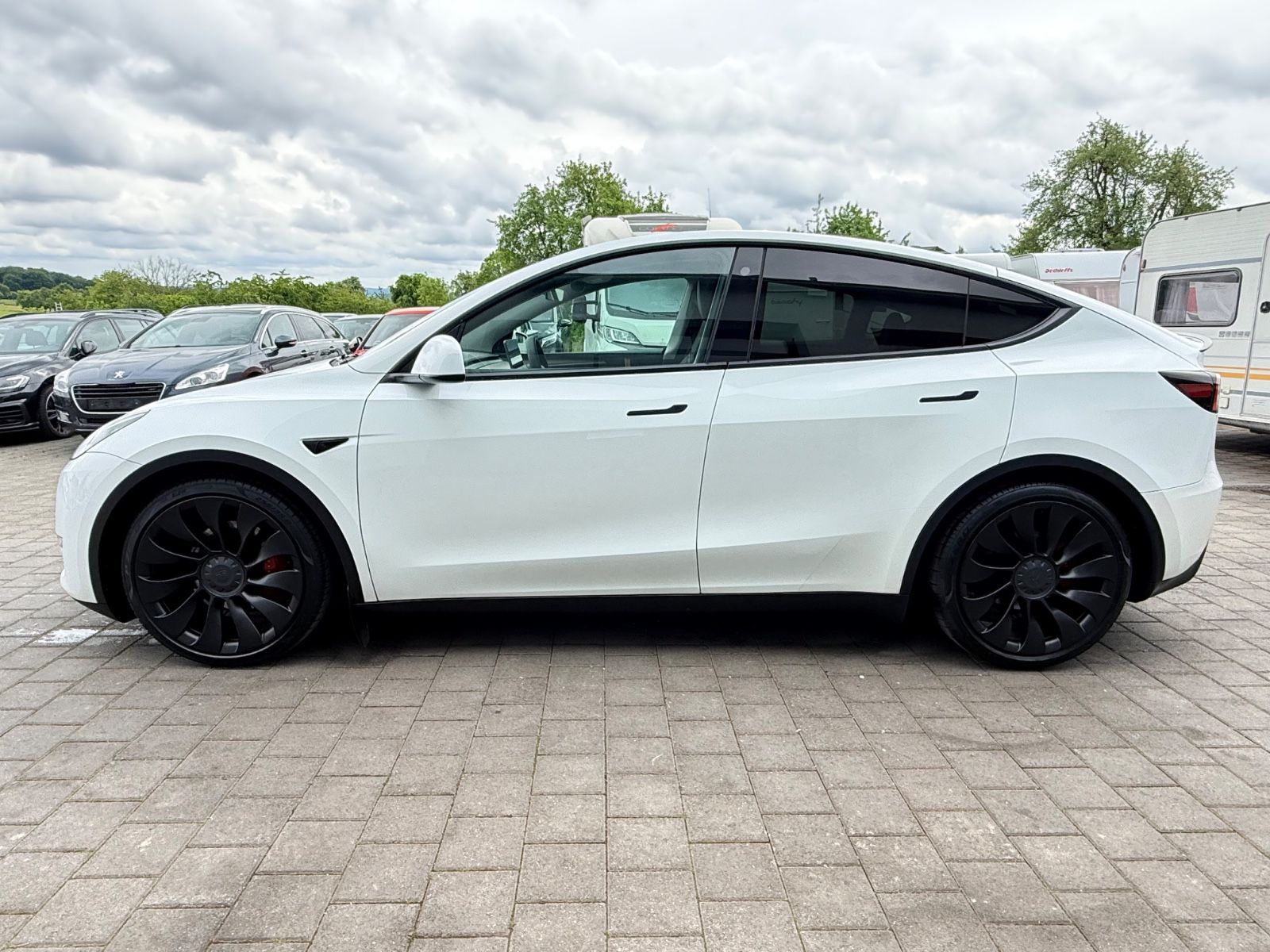 Tesla Model Y Performance | *AHK* | *1.Hand* | RYZEN foto 6
