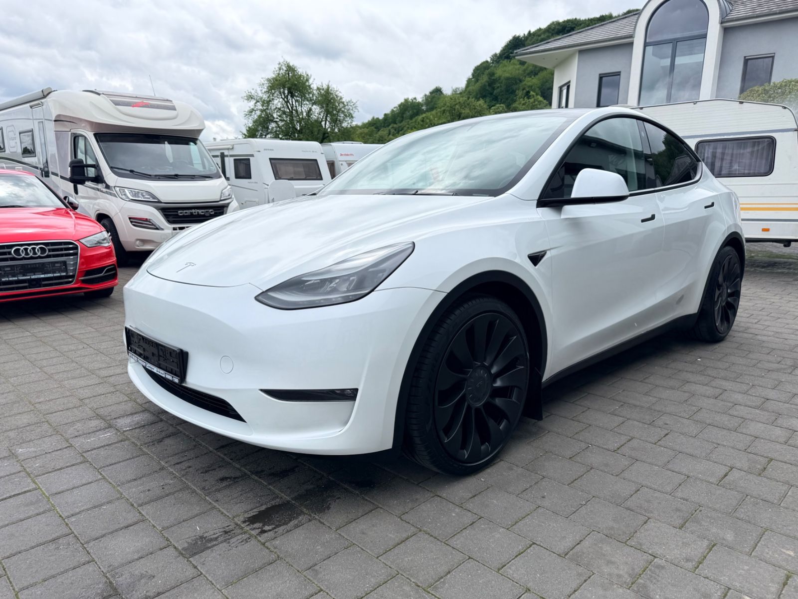 Tesla Model Y Performance | *AHK* | *1.Hand* | RYZEN foto 7