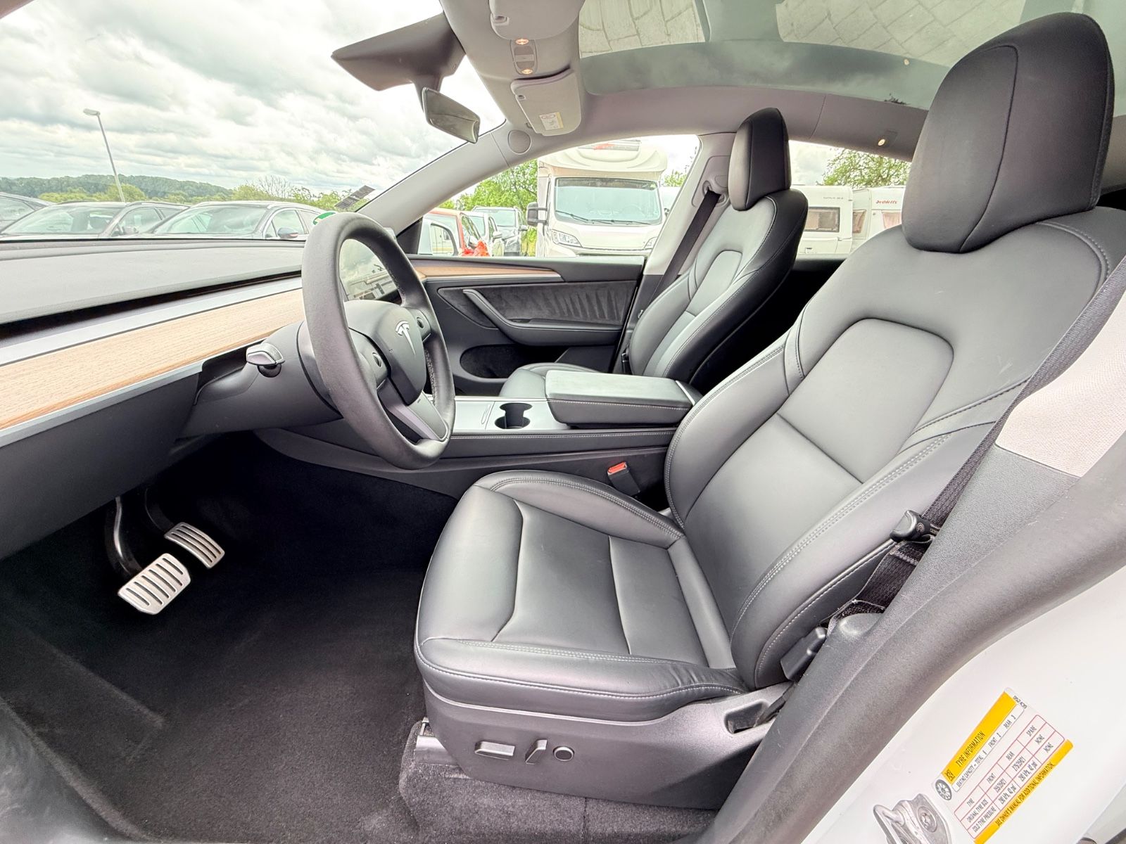 Tesla Model Y Performance | *AHK* | *1.Hand* | RYZEN foto 10