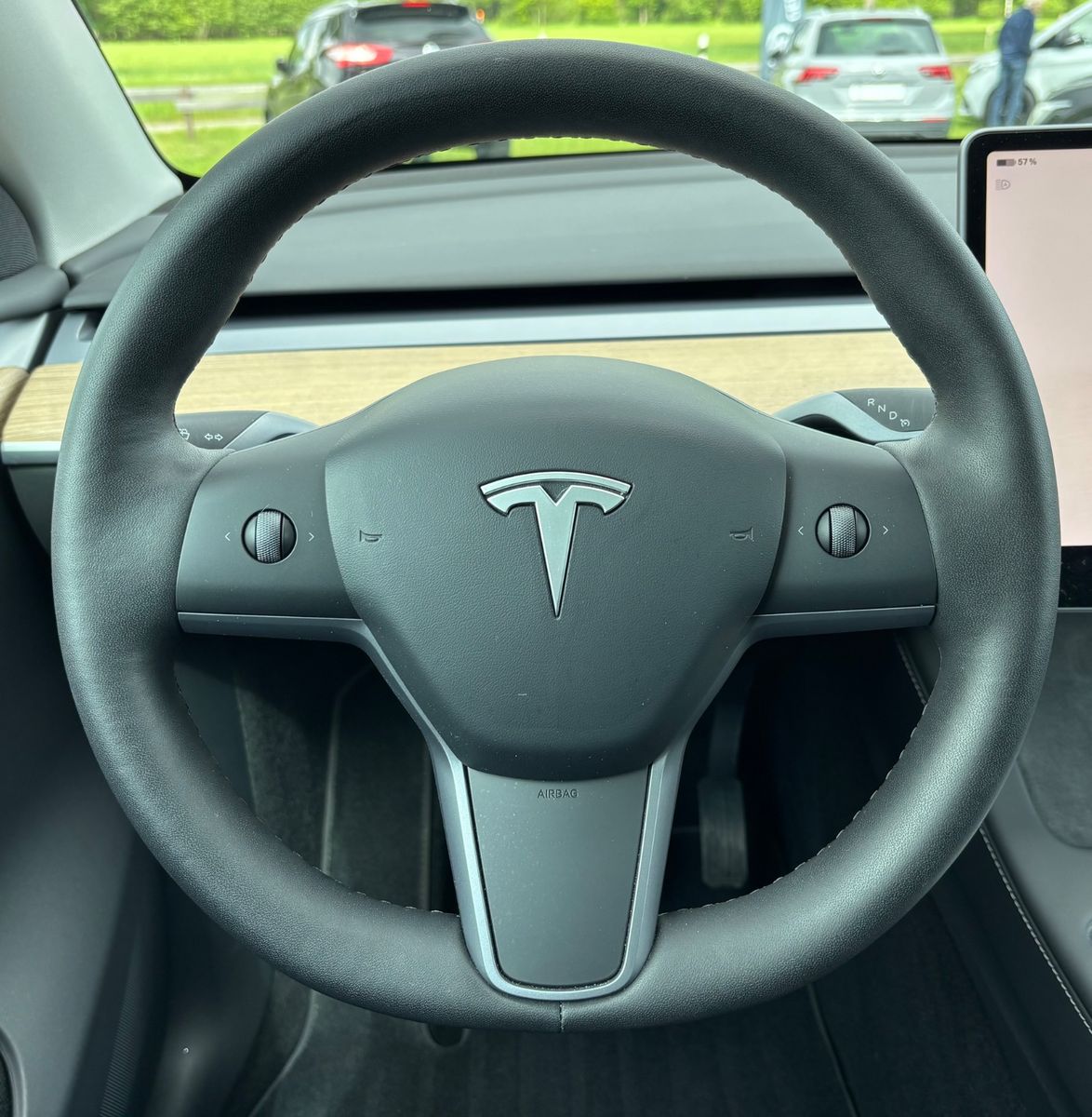 Tesla Model Y Long Range Dual AWD foto 11