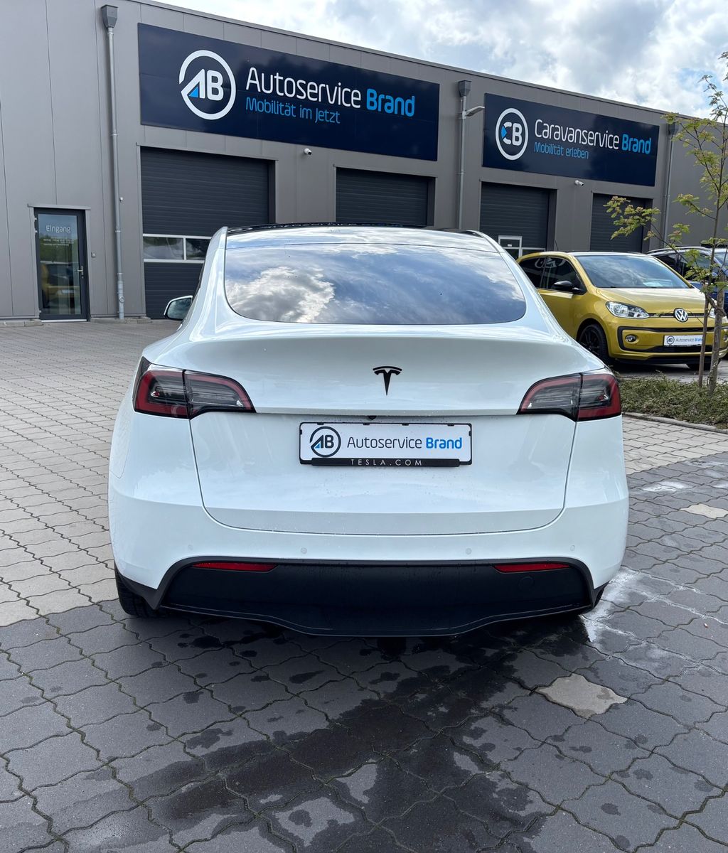 Tesla Model Y Long Range Dual AWD foto 6