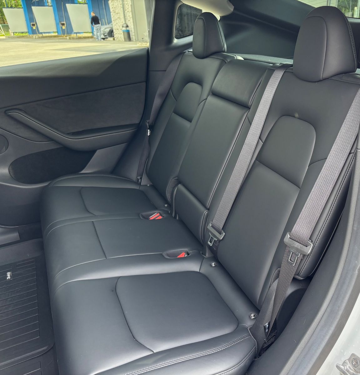 Tesla Model Y Long Range Dual AWD foto 8