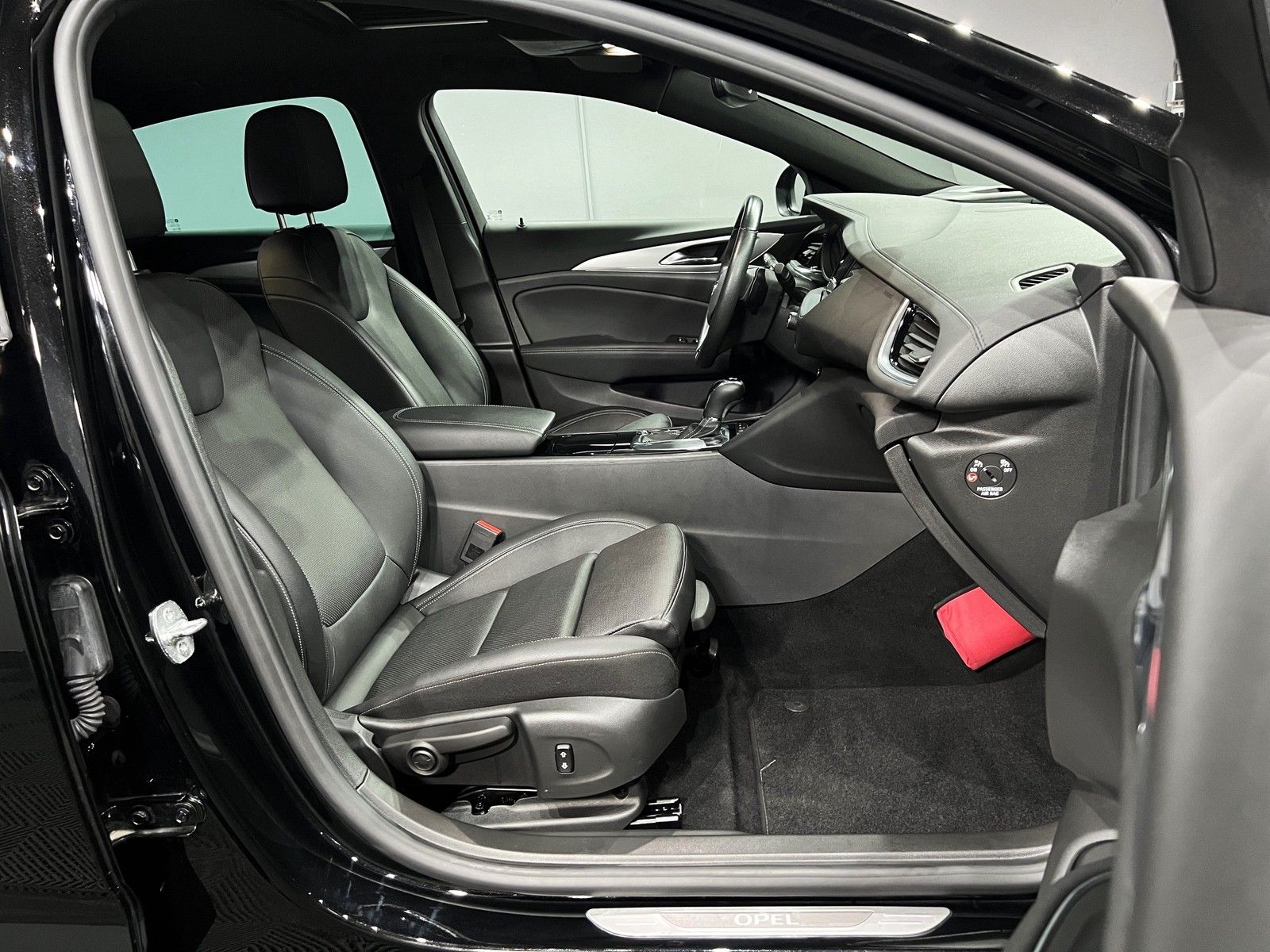 Opel Insignia Sport GSi 4x4|5*JAHRE*GARANTIE|AUTOM|LE foto 12