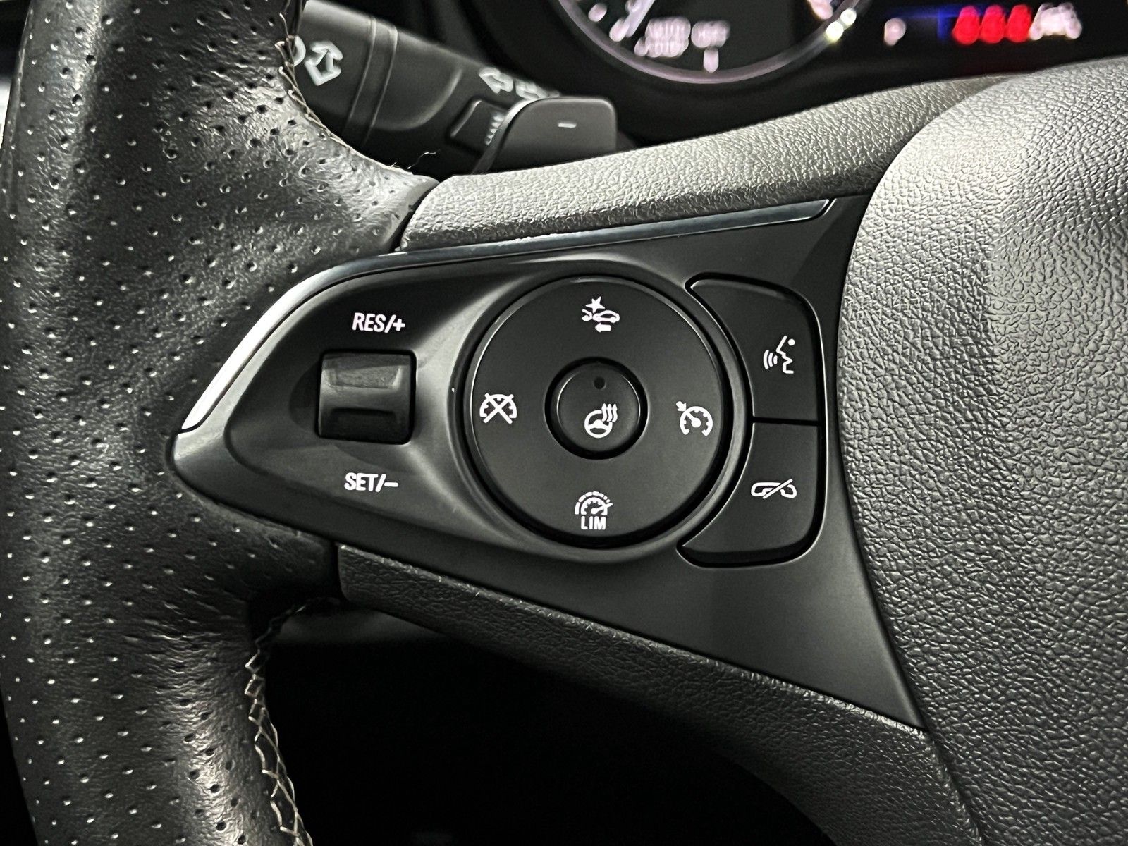 Opel Insignia Sport GSi 4x4|5*JAHRE*GARANTIE|AUTOM|LE foto 24