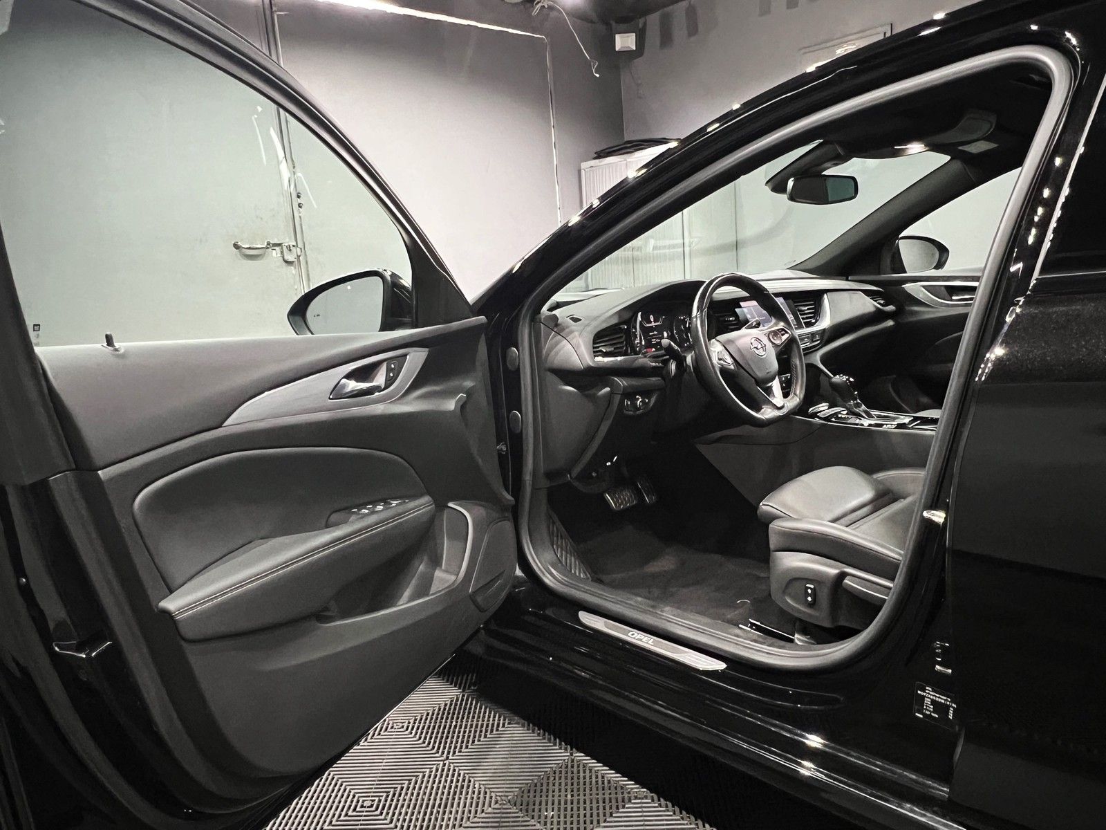 Opel Insignia Sport GSi 4x4|5*JAHRE*GARANTIE|AUTOM|LE foto 10