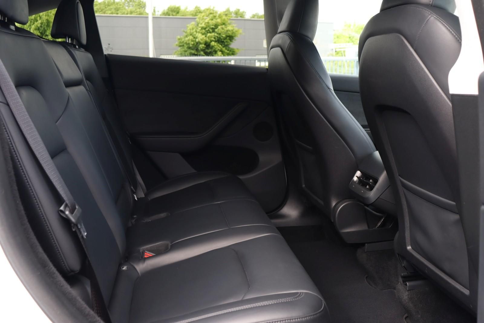 Tesla Model Y Long Range AWD +1.HAND+AHK+MWST+92,2%SOH foto 14