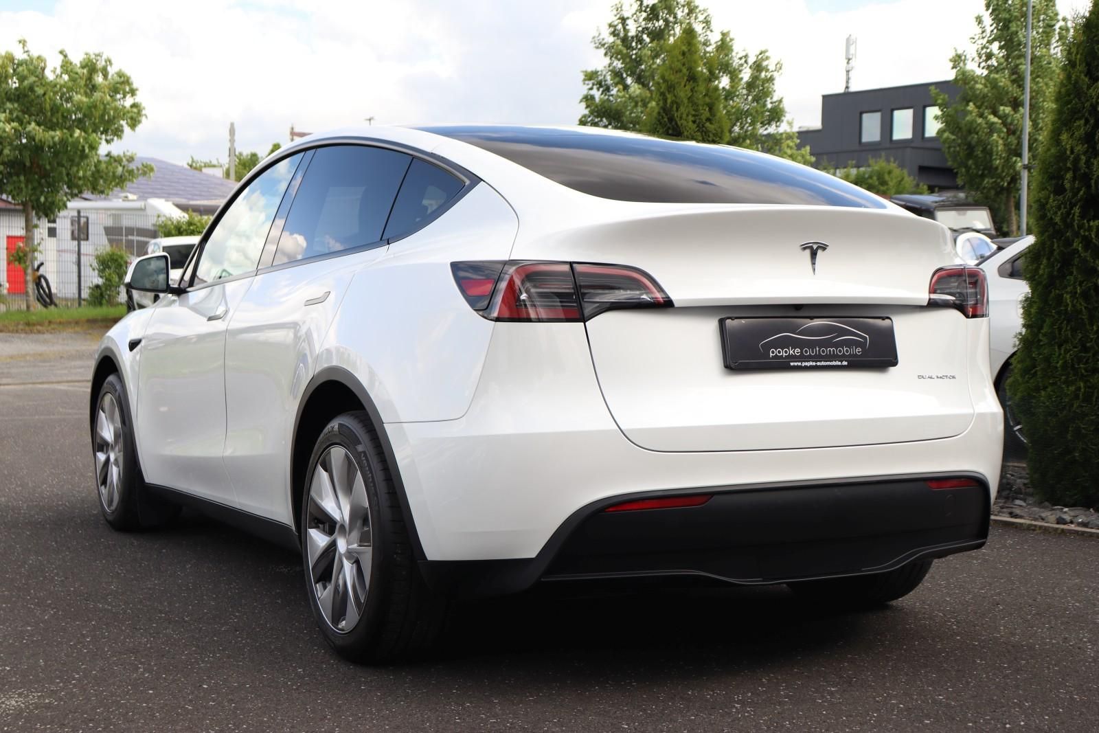 Tesla Model Y Long Range AWD +1.HAND+AHK+MWST+92,2%SOH foto 8