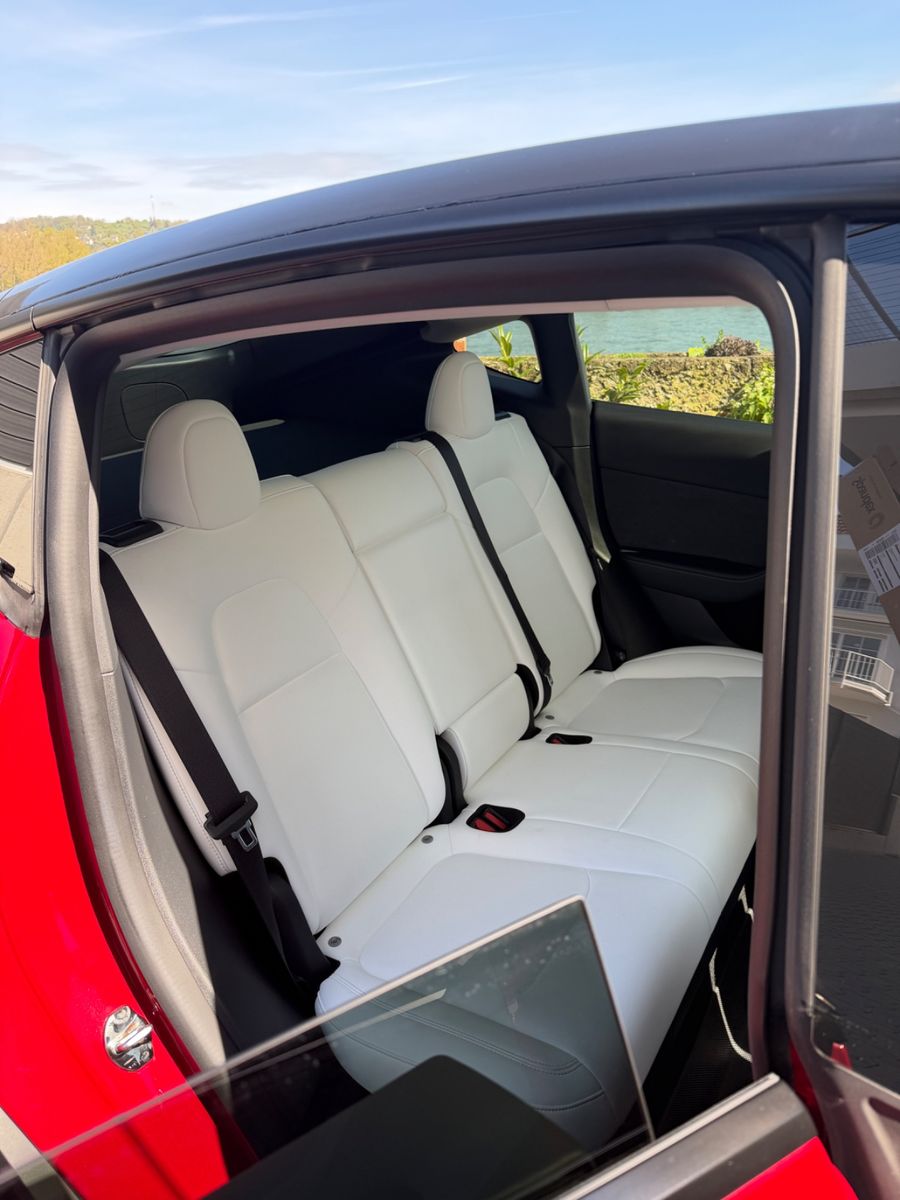 Tesla Model Y Long Range AWD AccBoost KW V3 foto 6