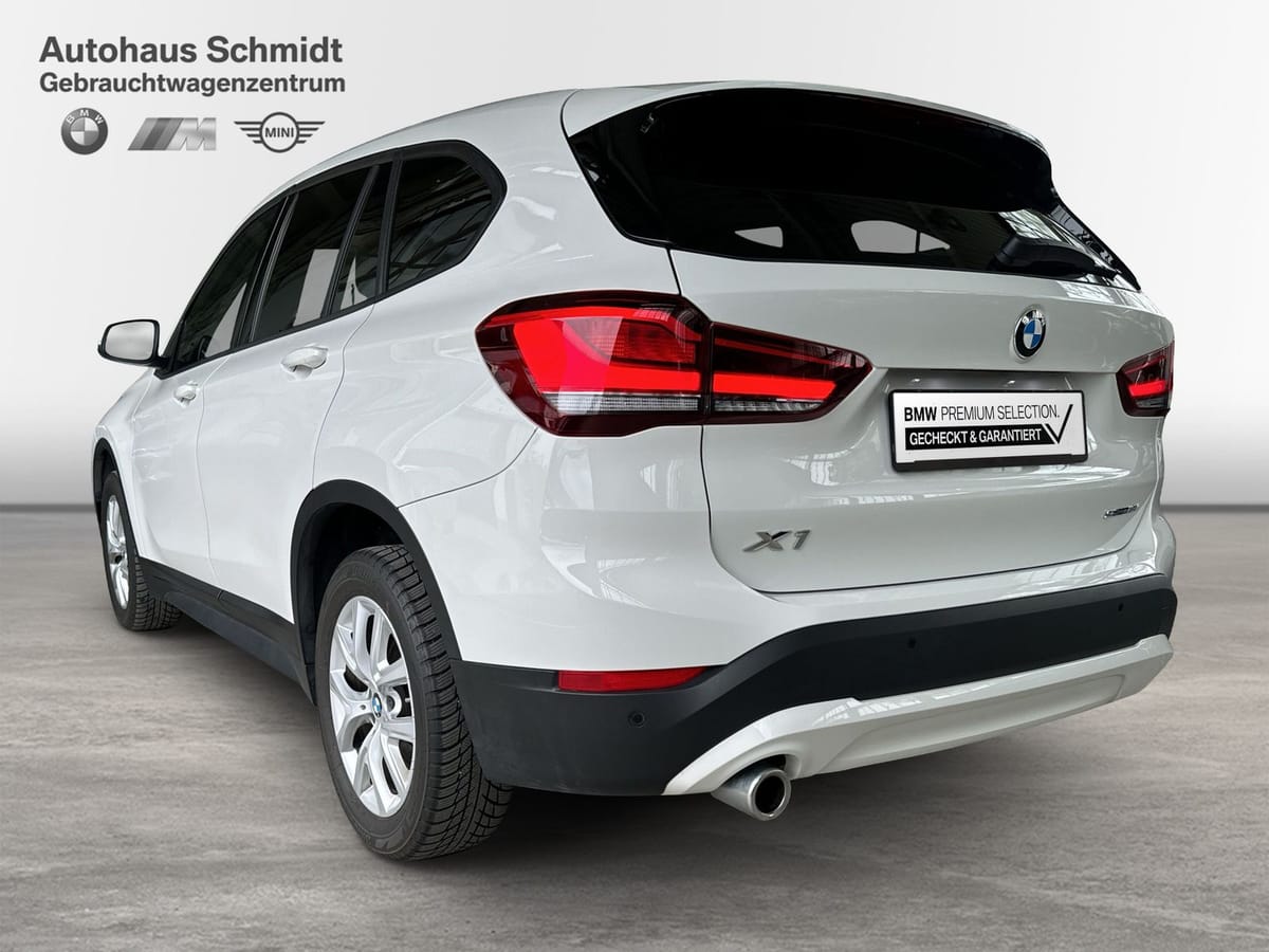 BMW X1 sDrive18i Advantage Navi DAB LED Pano Parkin foto 2