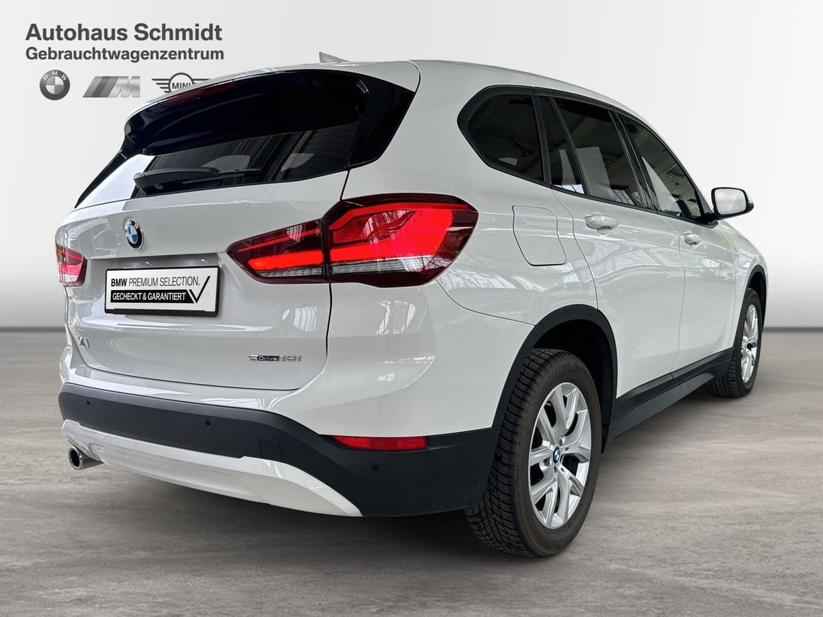 BMW X1 sDrive18i Advantage Navi DAB LED Pano Parkin foto 4