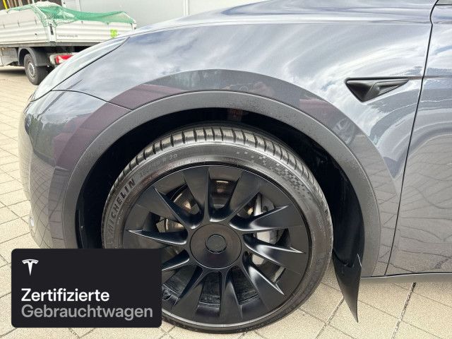 Tesla Model Y Rear-Wheel Drive foto 7