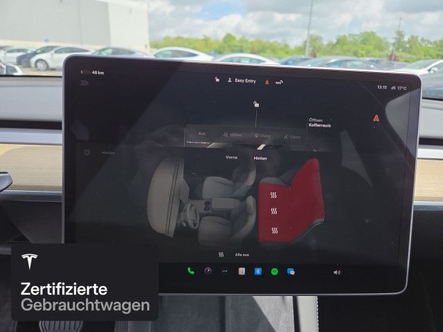 Tesla Model Y Rear-Wheel Drive foto 16