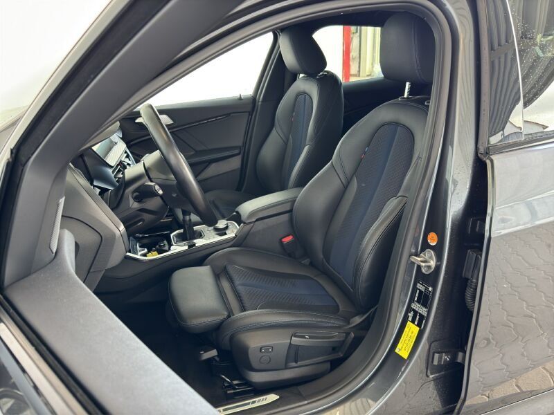 BMW 118i M Sport Navi.LED.Pano.HiFi.PDCvo+hi.DAB.SHZ foto 9