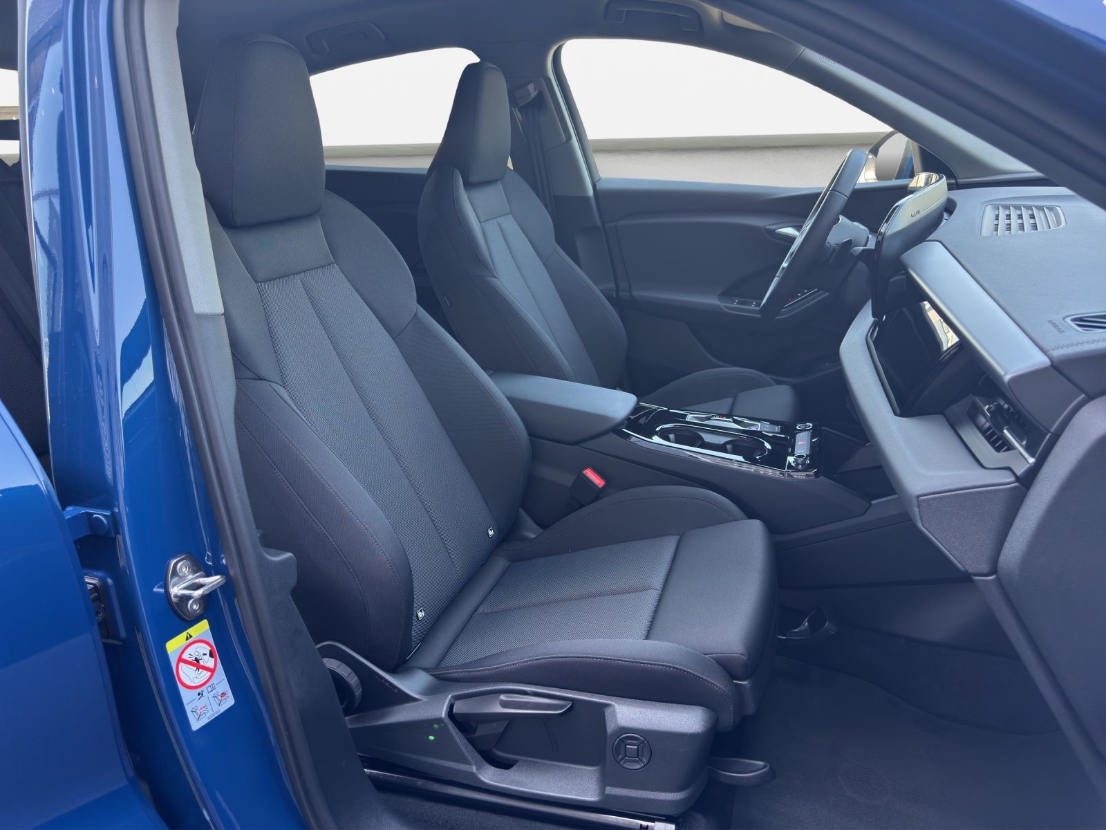 Audi Q6 Sportback e-tron advanced 0,25% LED AHK SHZ P foto 4