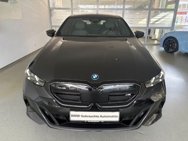 BMW i5 M60 xDrive Lim Pano Navi Komfortsitze LED HiF foto 4